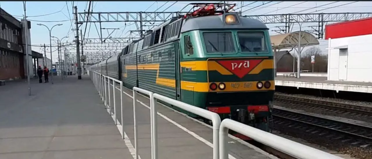 Фирменный поезд «Поволжье»