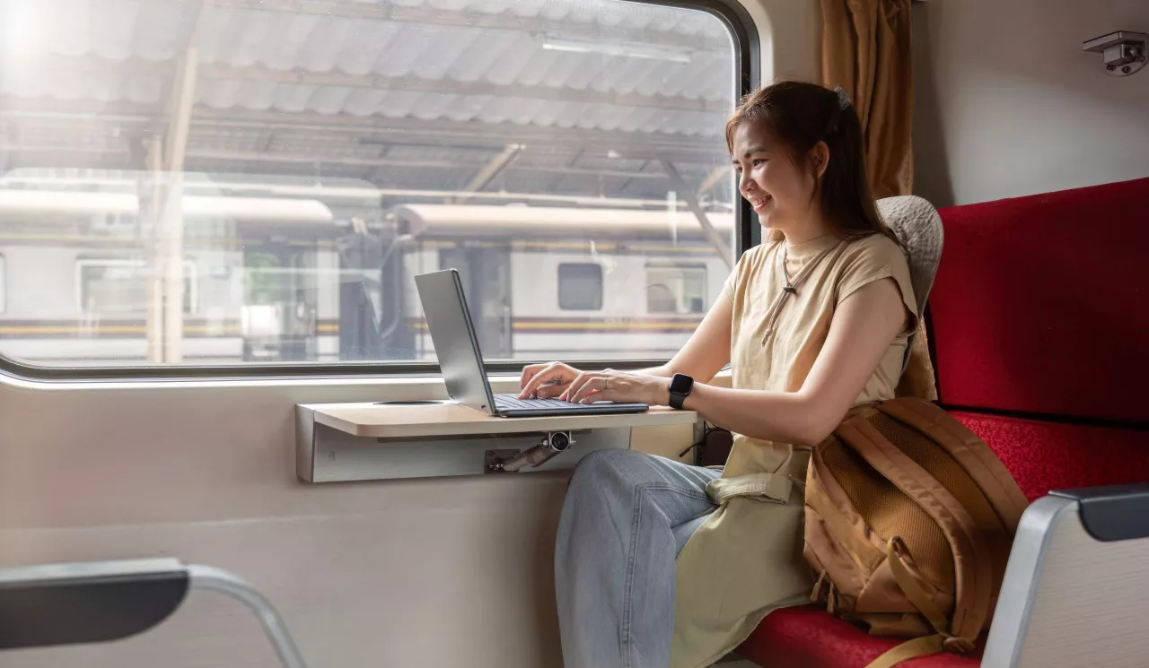 Как с комфортом путешествовать в плацкартном вагоне? Об особенностях и размерах плацкарта расскажем на povagonam.ru